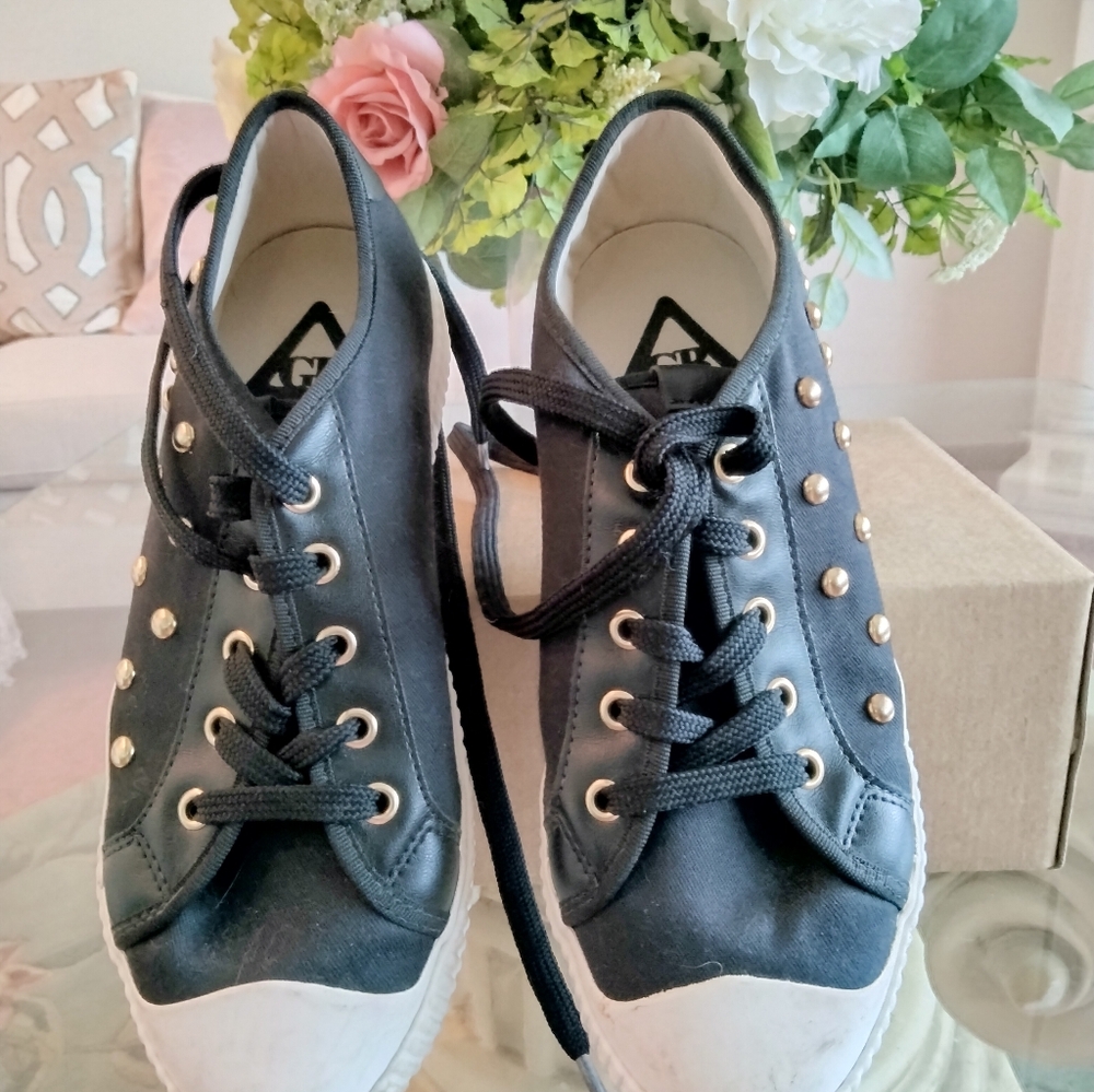 Super cute Sneakers